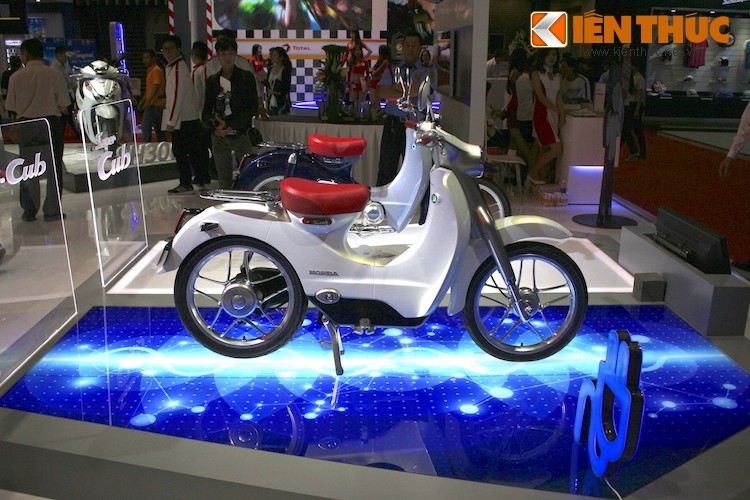 Honda EV-Cub chay dien “co mot khong hai” tai VN-Hinh-5