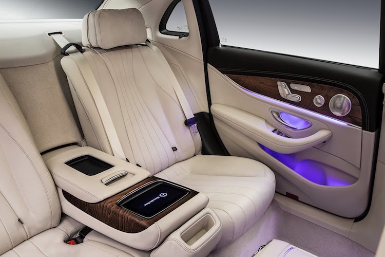 “Tieu Maybach” Mercedes E-Class L chinh thuc lo dien-Hinh-5