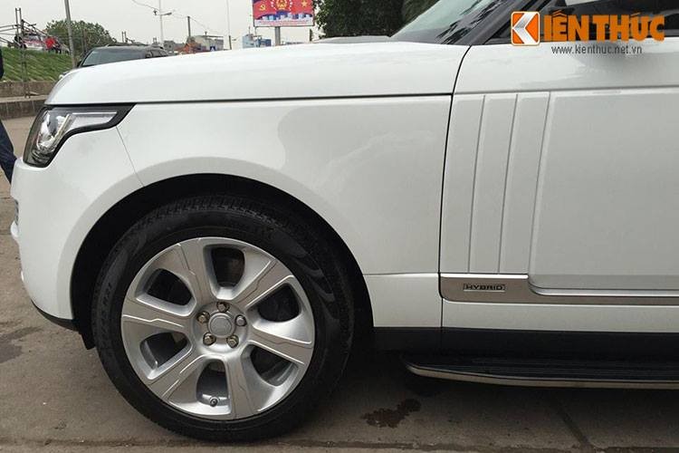 Xe sang Range Rover Hybrid 2016 gia gan 6 ty ve Ha Noi-Hinh-2