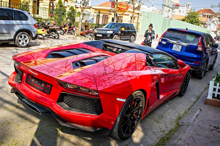 Sieu xe Lamborghini Aventador Roadster 24 ty “dai nao” HN-Hinh-7