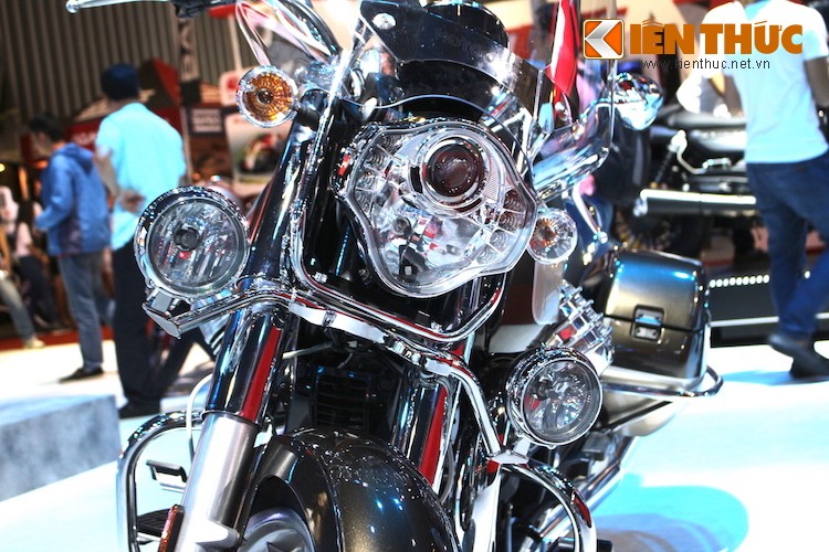 Moto Guzzi California 1400 chinh hang 