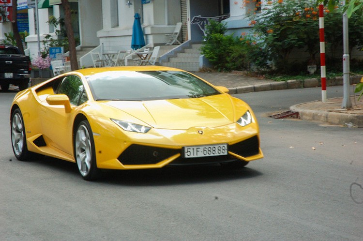 Cuong Do La “tau bo” Lamborghini Huracan gia 13,3 ty