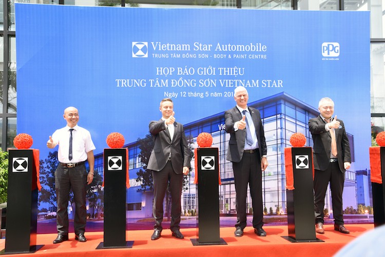 Vietnam Star khai truong trung tam dong son 