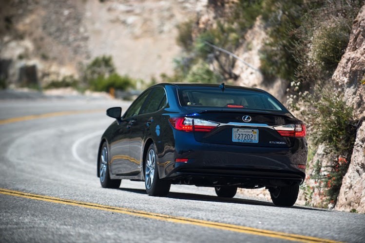 Tai sao xe sang Lexus ES “dinh an” trieu hoi tai VN?-Hinh-3