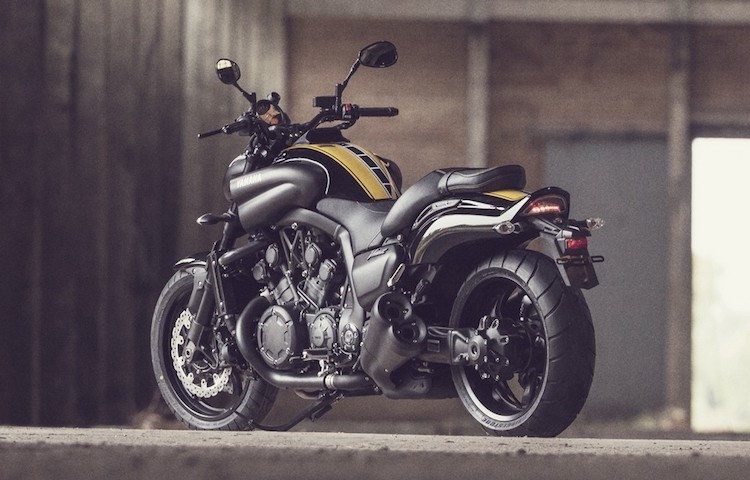 “Ma toc do” Yamaha VMax se bi khai tu o tuoi 31-Hinh-2