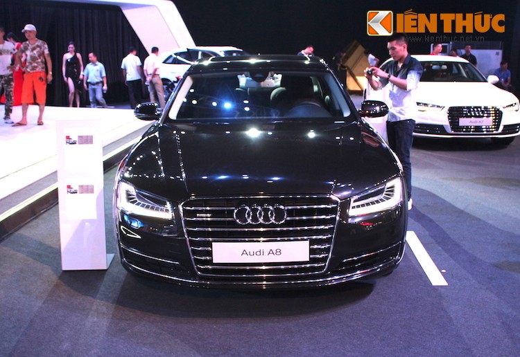 Can canh xe sang Audi A8L 4.0T quattro gia 5,7 ty dong-Hinh-3
