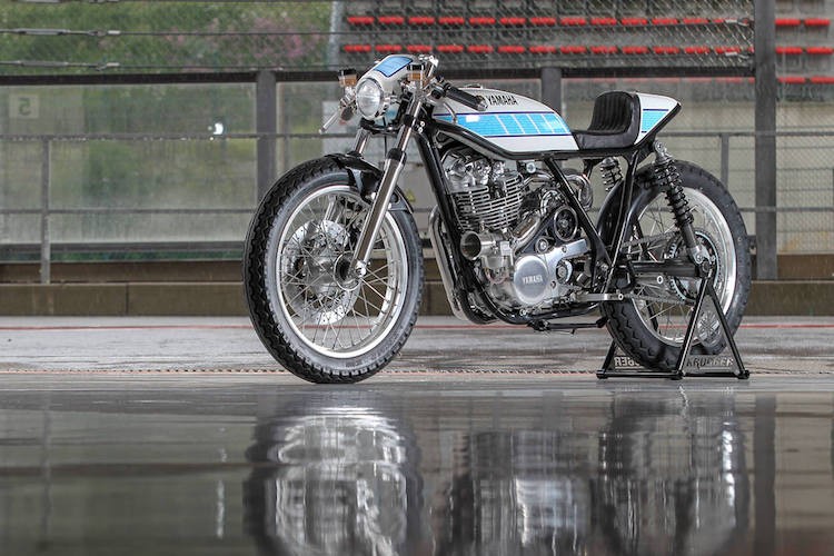 Yamaha SR400 do cafe racer dong co sieu nap-Hinh-6