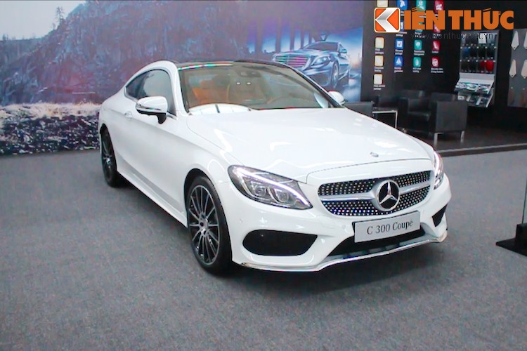 Mercedes C300 Coupe “sang chanh” gia 2,7 ty dong ve VN-Hinh-2