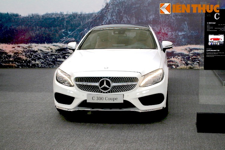 Mercedes C300 Coupe “sang chanh” gia 2,7 ty dong ve VN-Hinh-3