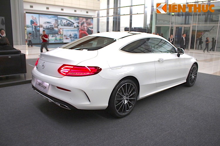 Mercedes C300 Coupe “sang chanh” gia 2,7 ty dong ve VN-Hinh-7