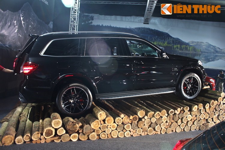 SUV hang sang Mercedes GLS 63 AMG gia hon 8 ty tai VN-Hinh-4