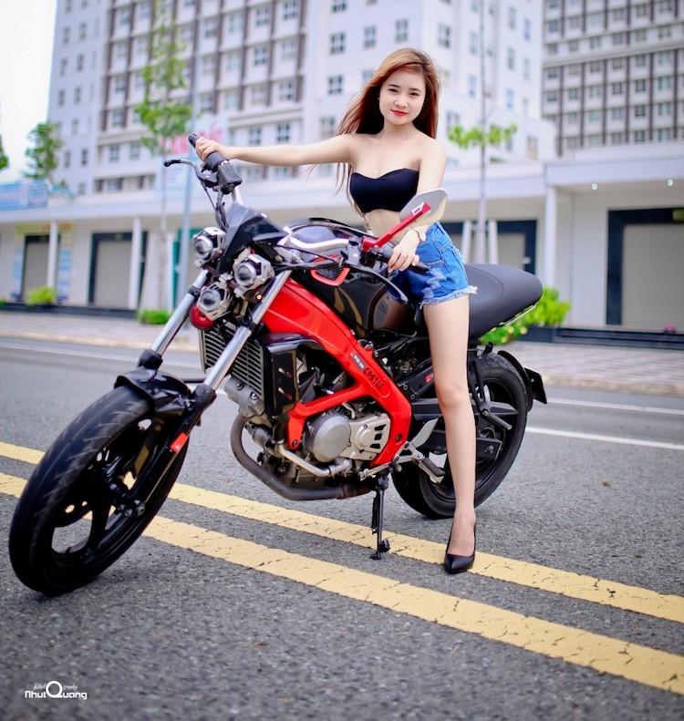 Chan dai Viet do dang moto &quot;hang hiem&quot; Honda VT250 Spada-Hinh-2