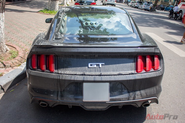 “Ngua hoang” Ford Mustang GT 5.0 lan banh tai Ha Noi-Hinh-7