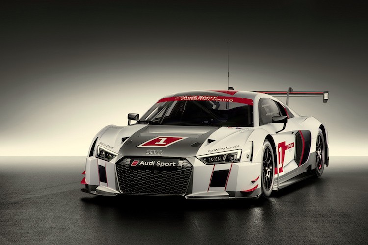 Audi an mung sieu xe dua R8 LMS thu 200 