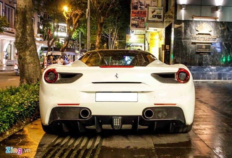 Cuong Do La chi 15 ty tau them sieu xe Ferrari 488 GTB-Hinh-3