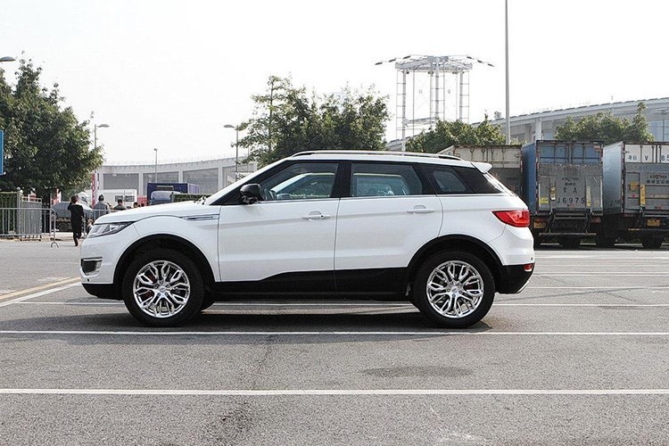 Range Rover Evoque dam bep 