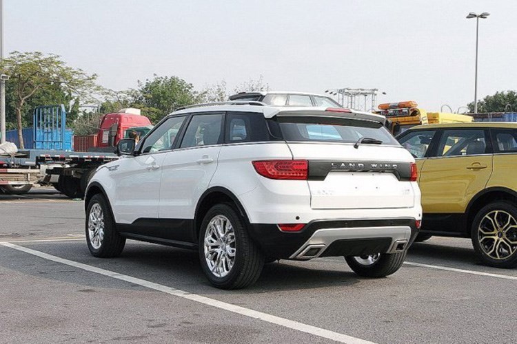 Range Rover Evoque dam bep 