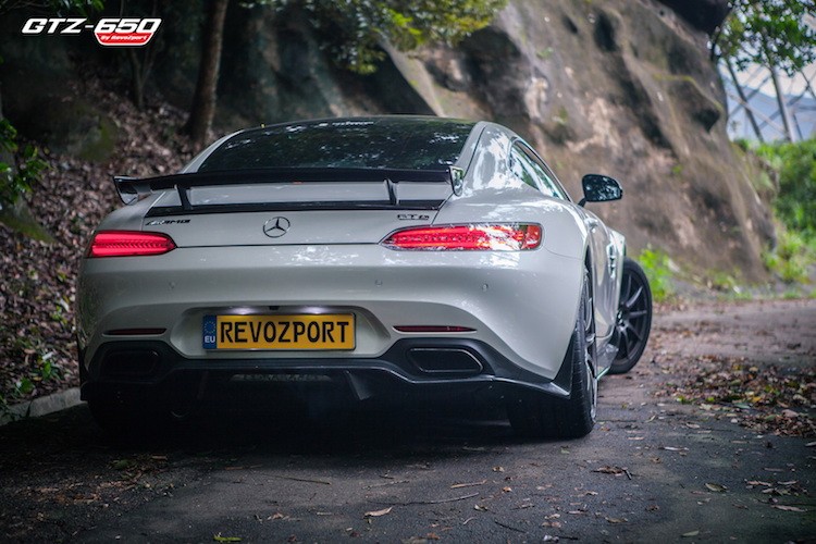 Can canh Mercedes AMG GT S 