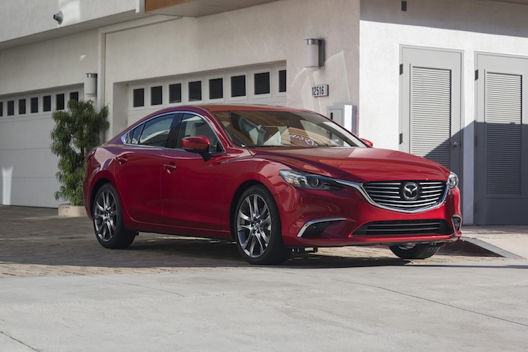 Mazda 6 ban nang cap 2017 duoc trang bi nhung gi?