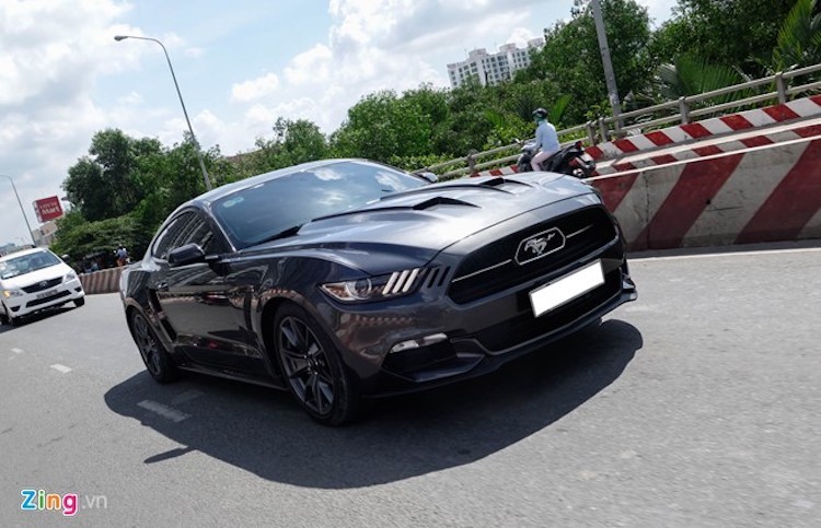 Ford Mustang do kieu Lamborghini het 250 trieu dong-Hinh-10