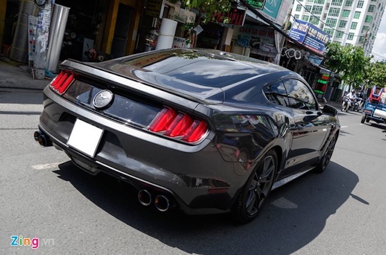 Ford Mustang do kieu Lamborghini het 250 trieu dong-Hinh-11