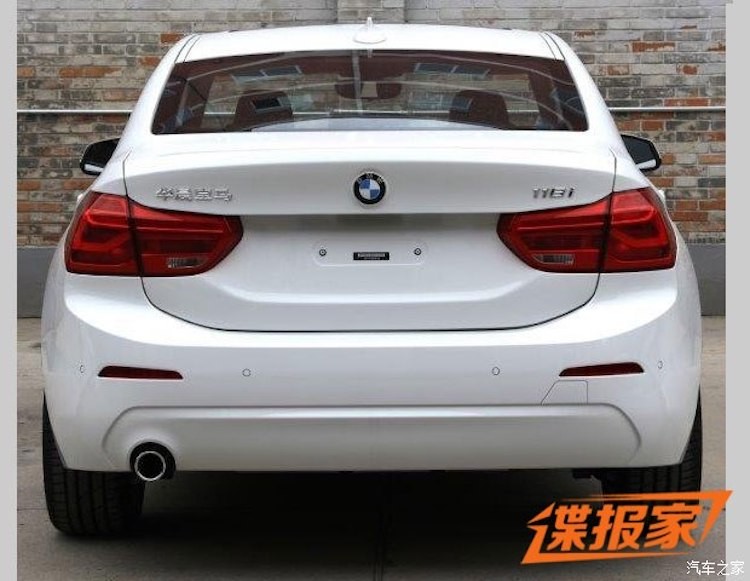 BMW 1 Series Sedan gia “sieu re” co gi hot?-Hinh-7