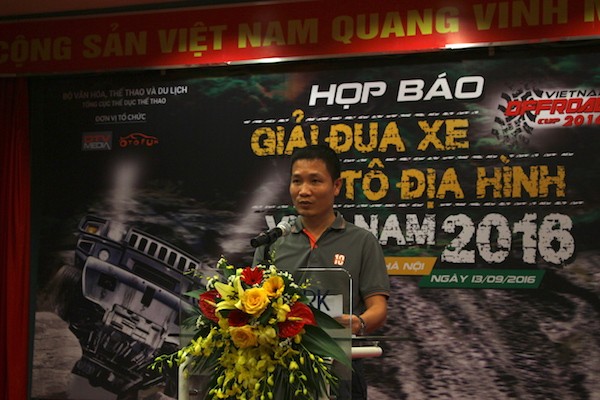 Giai dua oto dia hinh Viet Nam 2016 “ruc rich” khai mac-Hinh-2
