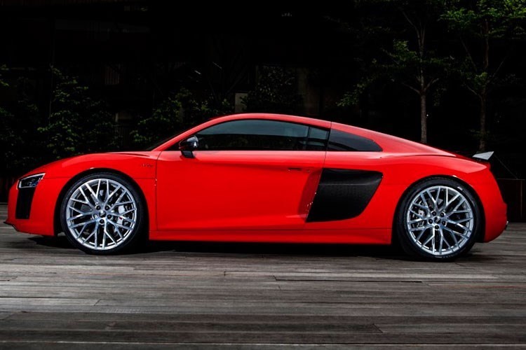 Sieu xe Audi R8 sap co ban 