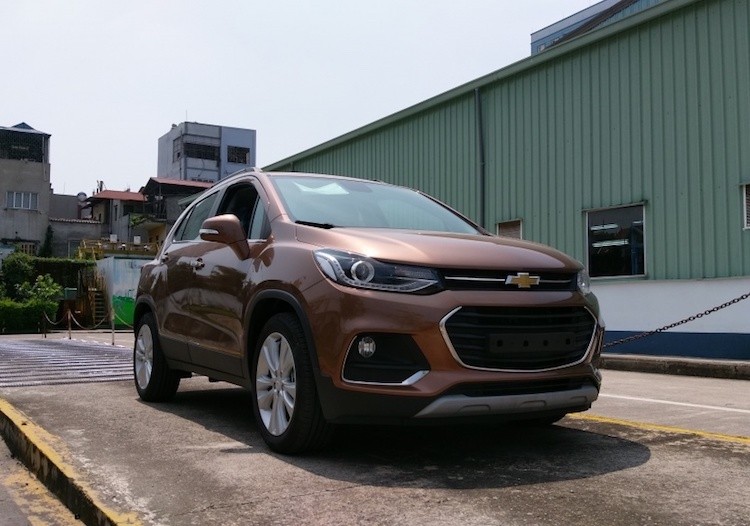 Chevrolet Trax 2016 - “doi thu” Ford EcoSport cap ben Ha Noi-Hinh-2