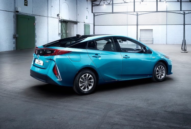 Toyota Prius Plug-in Hybrid 