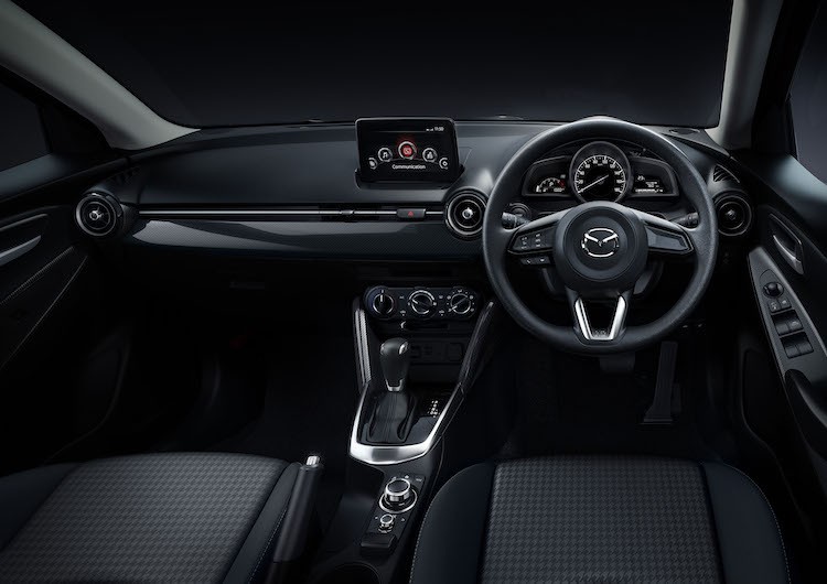 Mazda 2 va CX-3 phien ban 2017 chinh thuc ra mat-Hinh-5