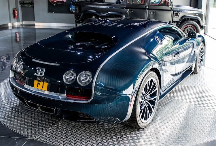 “Ong hoang toc do” Bugatti Veyron Supersport carbon gia 55,8 ty-Hinh-3