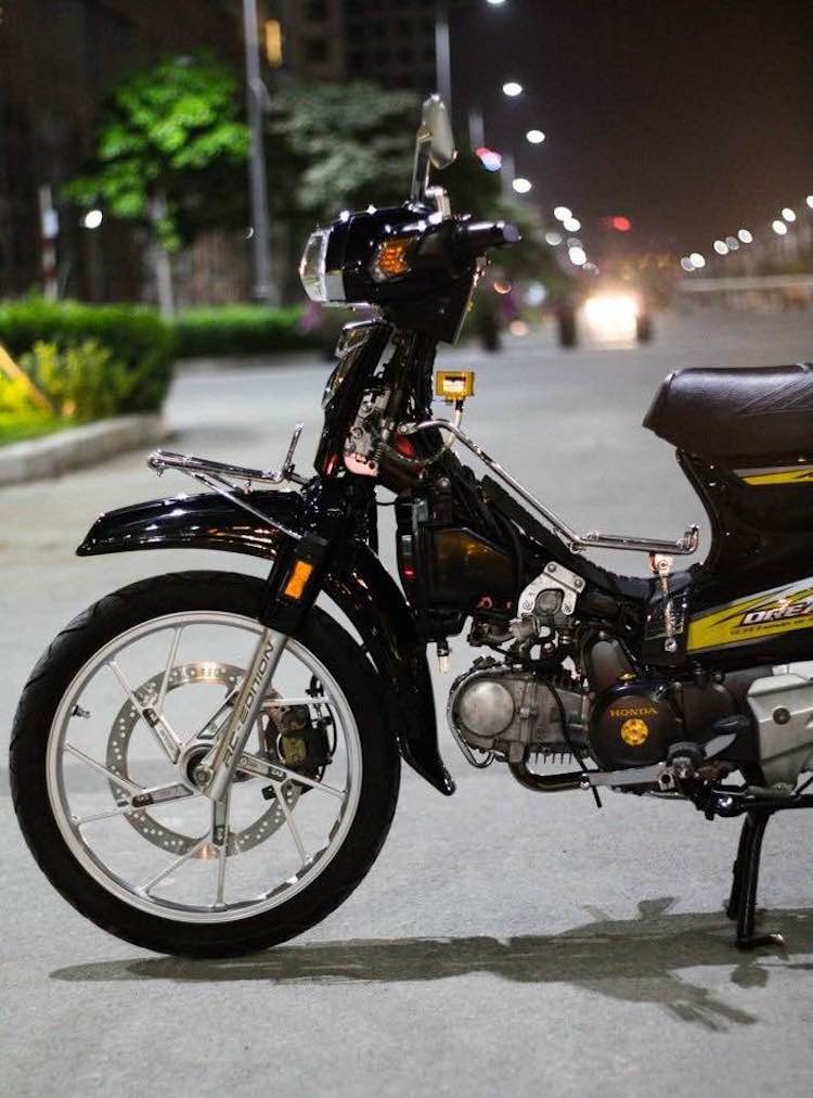 Honda Dream II Thai Lan 