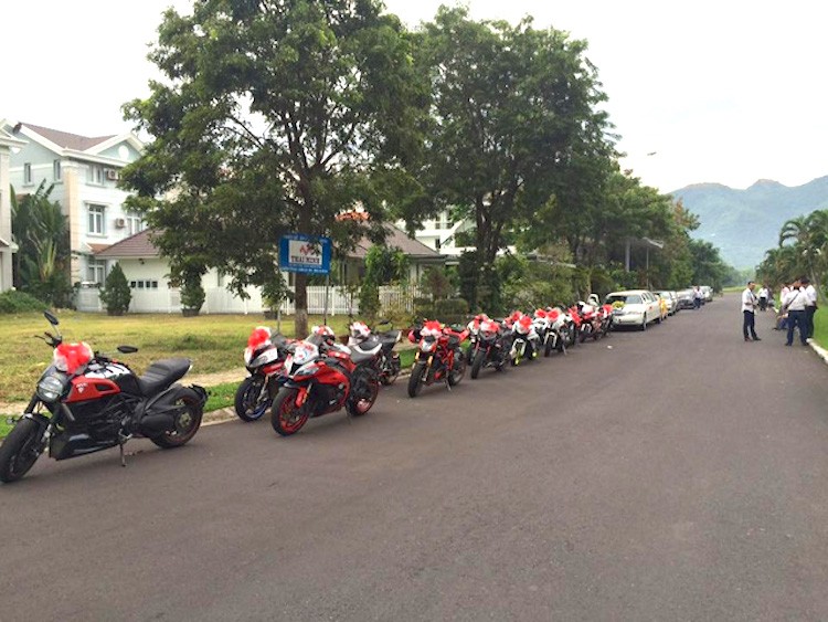Sieu moto, xe hop “khung” ruoc dau tai Nha Trang-Hinh-4