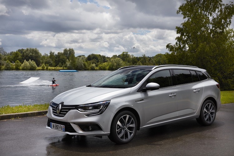 Wagon gia dinh Renault Megane Sport Tourer gia 518 trieu-Hinh-8