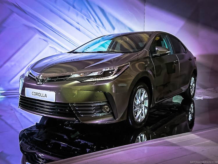 Toyota Corolla Altis 2018 sap ve Viet Nam co gi-Hinh-2