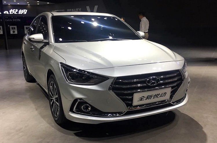 Hyundai lai co sedan co nho Celesta moi gia 