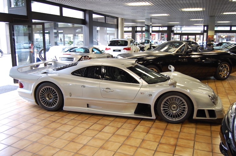 Soi sieu xe Mercedes CLK GTR “khung nhat