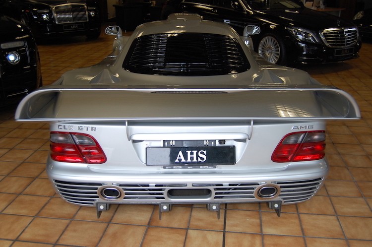 Soi sieu xe Mercedes CLK GTR “khung nhat