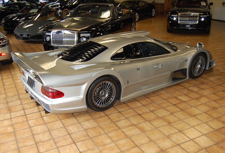 Soi sieu xe Mercedes CLK GTR “khung nhat