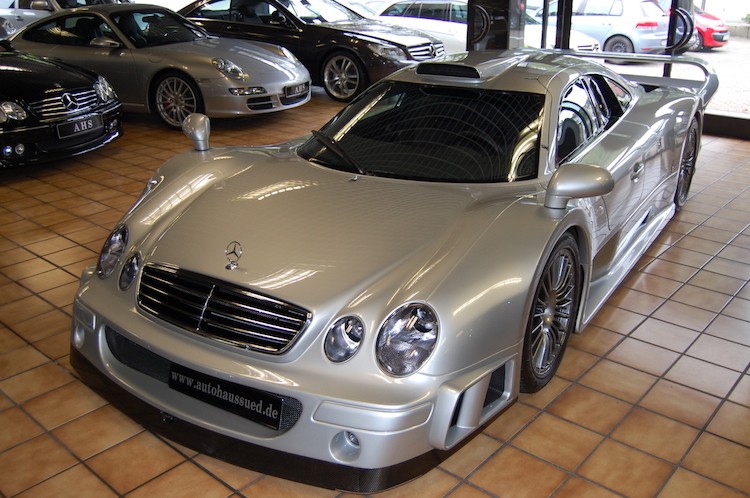 Soi sieu xe Mercedes CLK GTR “khung nhat