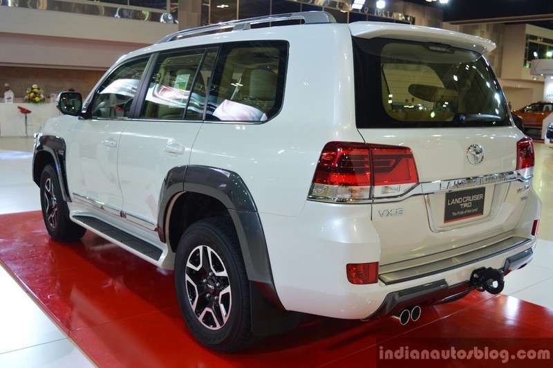 Toyota Land Cruiser co ban the thao TRD cho “dai gia”-Hinh-3