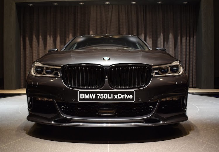 Xe sang BMW 750Li xDrive do ngoai that “sieu doc