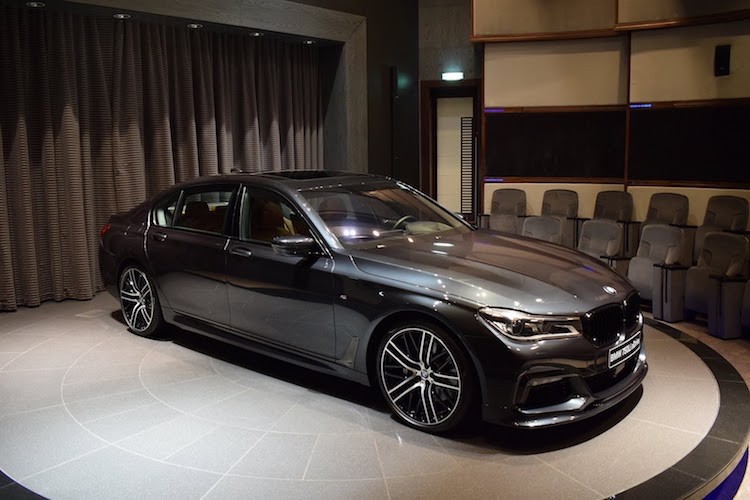 Xe sang BMW 750Li xDrive do ngoai that “sieu doc