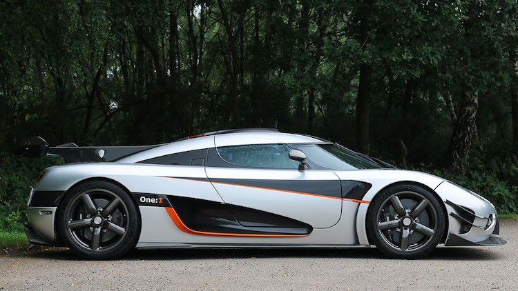 Sieu xe “hang khung” Koienigsegg One:1 dau tien gia 136 ty-Hinh-3