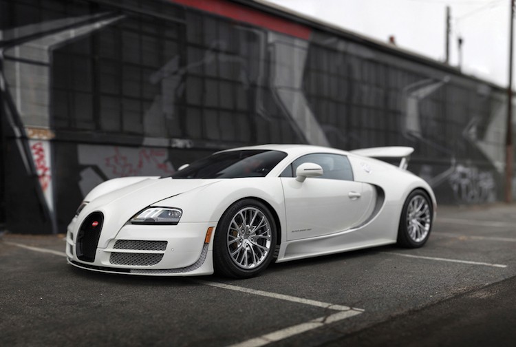 Ngam “ong hoang toc do” Bugatti Veyron Coupe cuoi cung