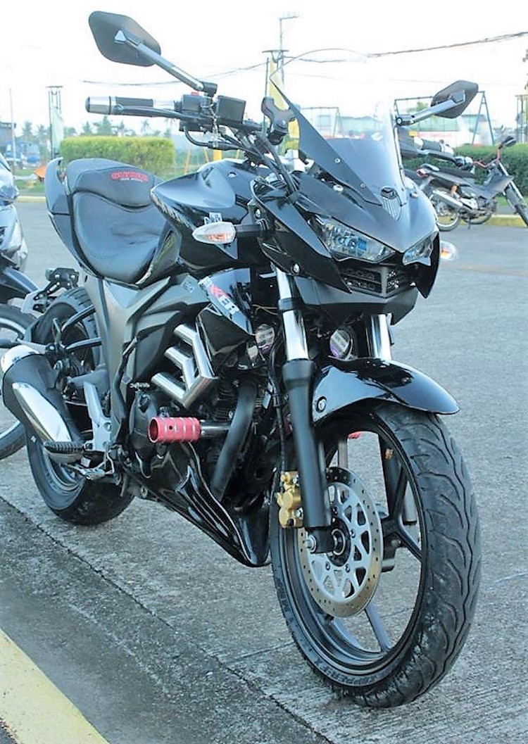 Suzuki Gixxer 155 gia 26 trieu 