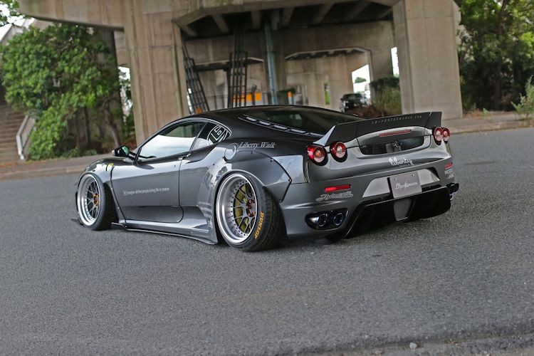 Sieu xe Ferrari F430 do widebody Liberty Walk “sieu khung”-Hinh-5