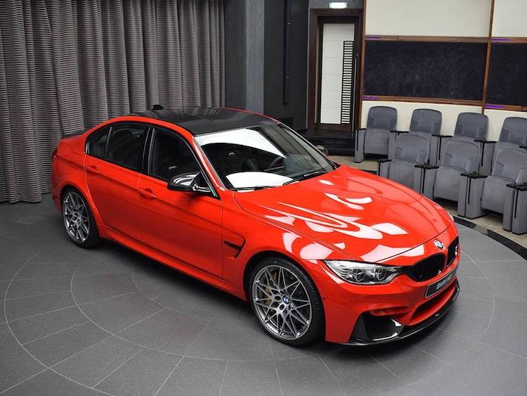 Dai gia A Rap “thua” BMW M3 voi mau ao Ferrari-Hinh-3