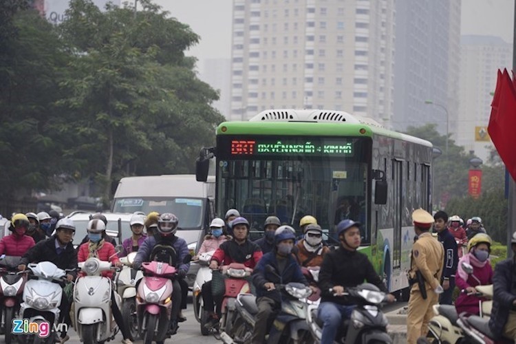 BRT Viet Nam loay hoay 'chay dua' voi xe buyt cua cac nuoc-Hinh-12